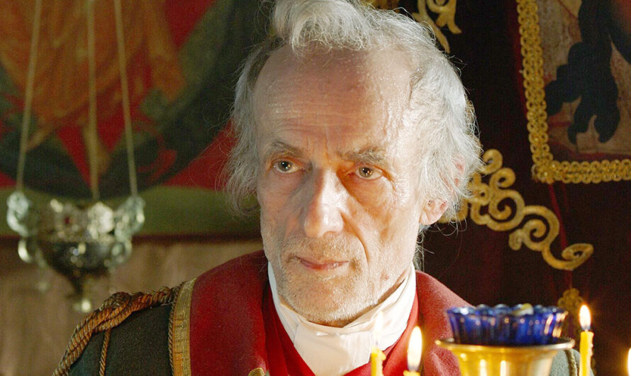 Скульптор Владимир Суровцев в 70 лет сыграл Суворова в «Гардемаринах»